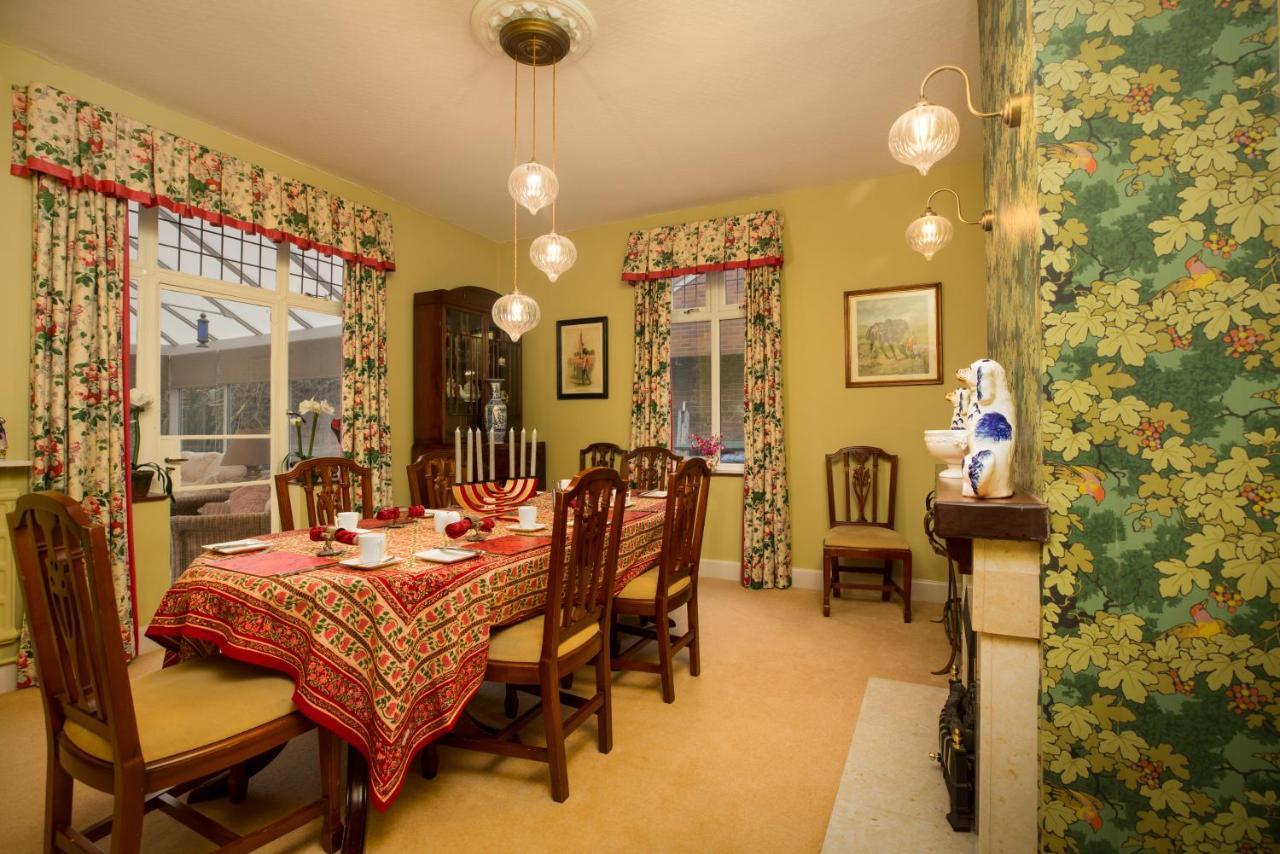Chestnut Grove Bed And Breakfast Норвич Экстерьер фото